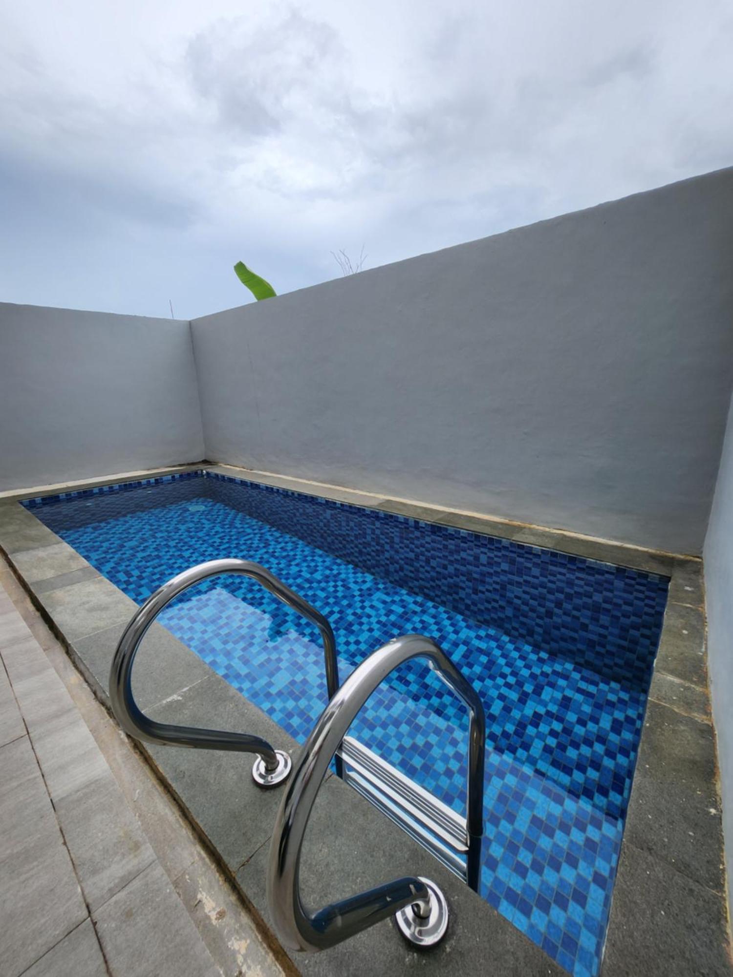 The Icon Central Batam 3 Bedroom Home Villa With Private Pool Esterno foto